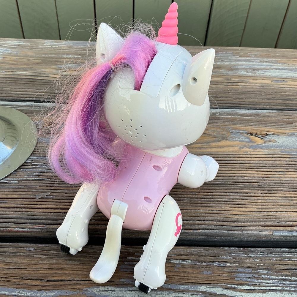 Robo Pets Unicorn Smart Bot RC Control Pet Music Dance No Treats NO REMOTE '2019 - Picture 6 of 7